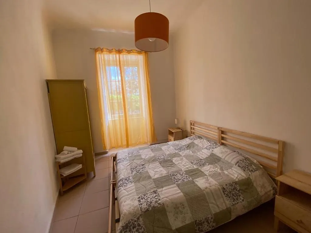 Siesta Terra New Apartment La Spezia 0*,